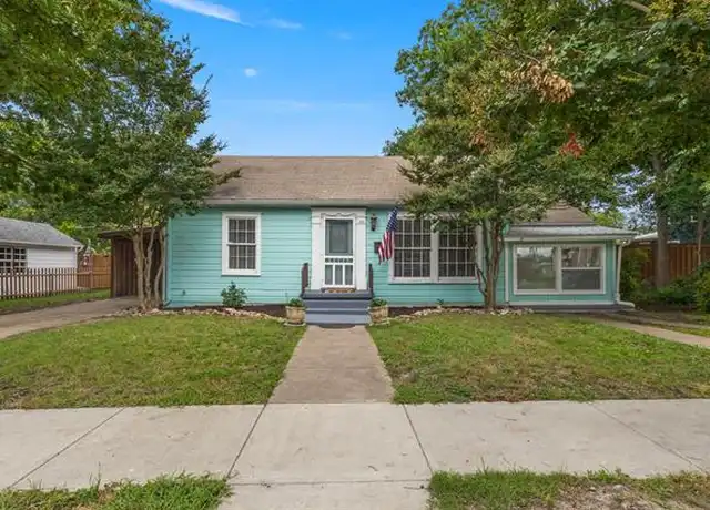 Property at 302 S Bradley St, McKinney, TX, 75069, 3 beds, 1 bath, [object Object]