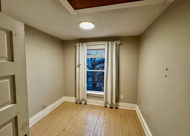 Property at 103 Waverly Ct, Louisville, KY, 40206, 3 beds, 1.5 baths, [object Object]