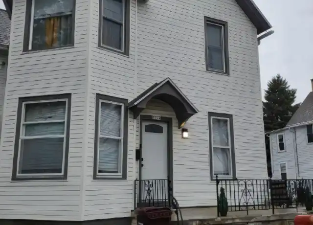 Property at 1234 S 12th St, Manitowoc, WI, 54220, 1 bed, 1 bath, [object Object]