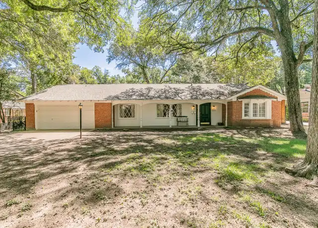 Property at 3215 Spanish Oak Dr, Fort Worth, TX, 76109, 3 beds, 2 baths, [object Object]