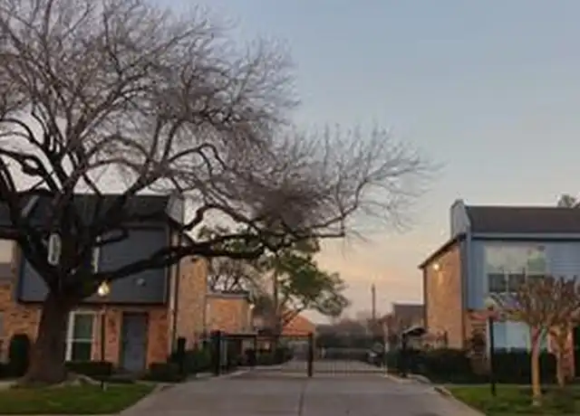Property at 6202 Skyline Dr #44, Houston, TX, 77057, 2 beds, 2 baths, [object Object]