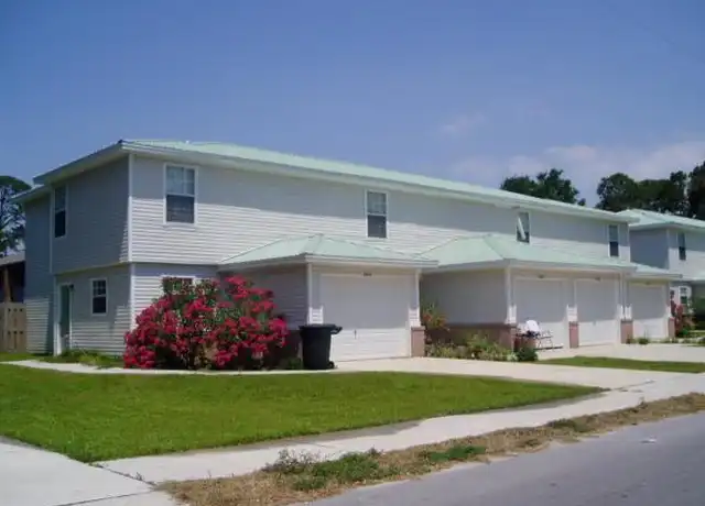 Property at 102D Church Ave SE Unit C, Fort Walton Beach, FL, 32548, 2 beds, 1.5 baths, [object Object]