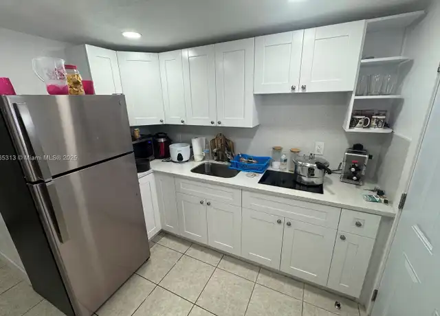Property at 5832 SW 2nd St Unit 2, Miami, FL, 33144, 1 bed, 1 bath, [object Object]