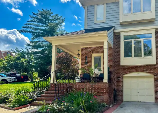 Property at 120 E Colonial Dr, Occoquan, VA, 22125, 2 beds, 2.5 baths, [object Object]