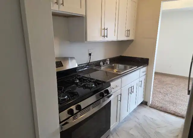 Property at 1530 12th St N Unit 801, Arlington, VA, 22209, 1 bed, 1 bath, [object Object]