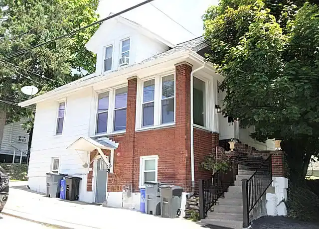 Property at 31 N Tremont Ave Unit B, Greensburg, PA, 15601, 1 bed, 1 bath, [object Object]