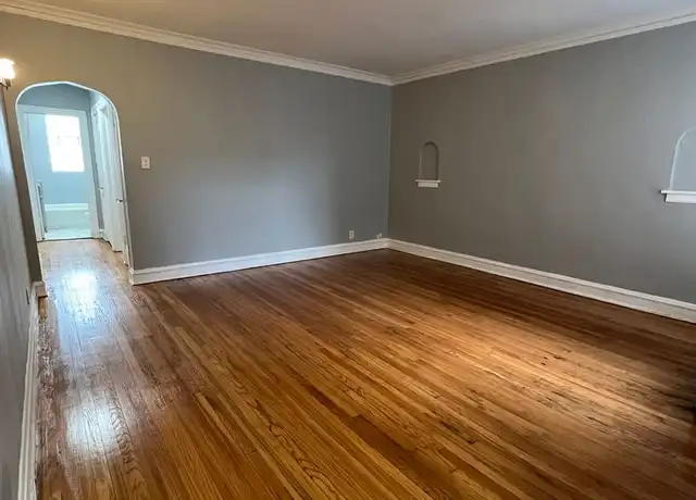 Property at 8004 S Eberhart Ave Unit 2A, Chicago, IL, 60619, 2 beds, 1 bath, [object Object]