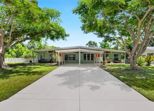 Property at 2005 Tetlow Pl, Sarasota, FL, 34239, 2 beds, 1 bath, [object Object]