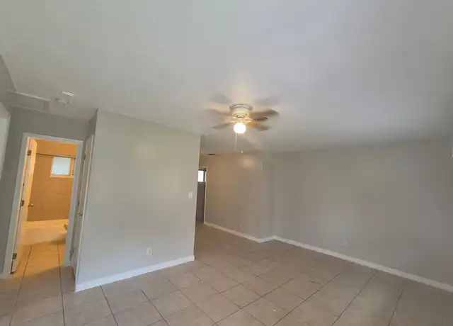 Property at 727 NW 1st Ave Unit 1, Fort Lauderdale, FL, 33311, 2 beds, 1 bath, [object Object]