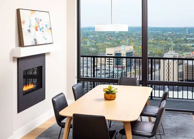 Photo of 365 Nicollet Mall, Minneapolis, MN 55401