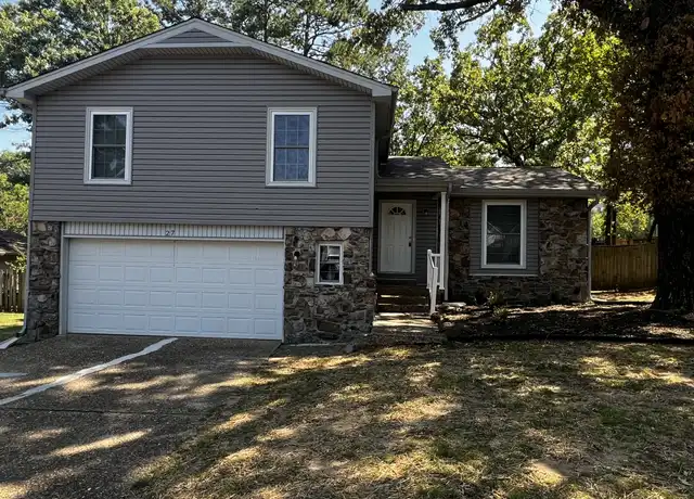 Property at 27 Ophelia Dr, Maumelle, AR, 72113, 4 beds, 2.5 baths, [object Object]