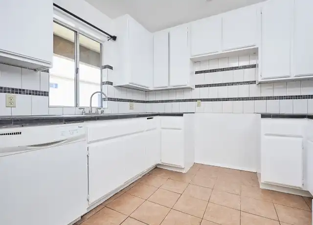 Property at 744 Rose Ave Unit 5, Long Beach, CA, 90813, 2 beds, 2 baths, [object Object]