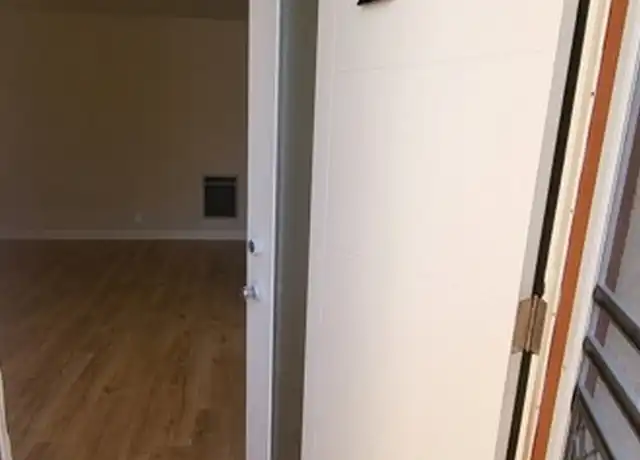 Property at 608 Esplanade Unit 2, Redondo Beach, CA, 90277, 1 bed, 1 bath, [object Object]
