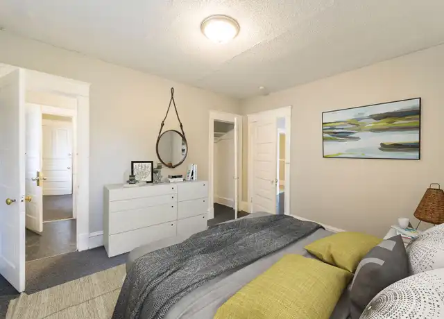 Property at 2208 Glenwood Ave, Minneapolis, MN, 55405, 2 beds, 1 bath, [object Object]