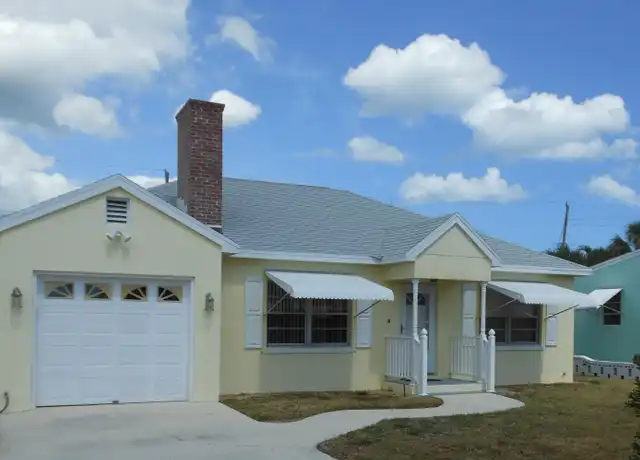 Property at 1610 Binney Dr, Fort Pierce, FL, 34949, 2 beds, 1 bath, [object Object]