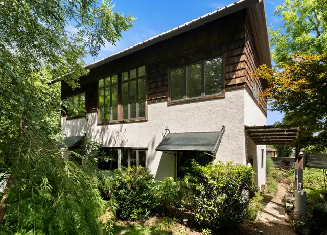 Property at 74 Boyd Ave, Asheville, NC, 28806, 3 beds, 2.5 baths, [object Object]