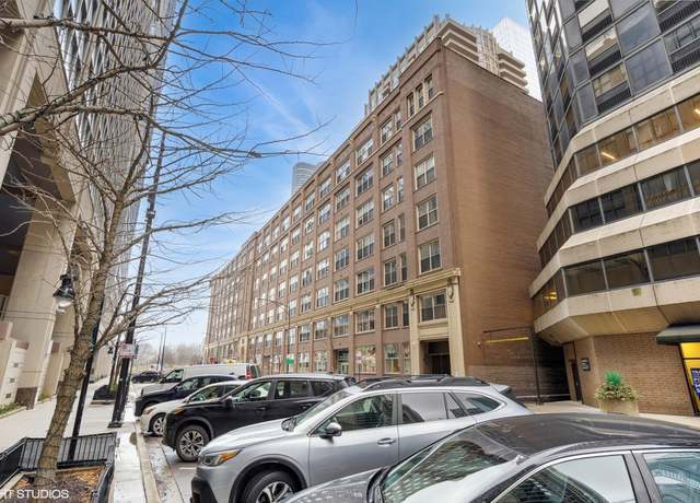 Photo of 540 N Lake Shore Dr #405, Chicago, IL 60611