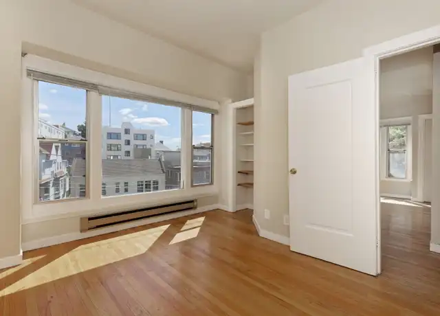 Property at 189 Vernon Ter Unit 19, Oakland, CA, 94610, 1 bed, 1 bath, [object Object]