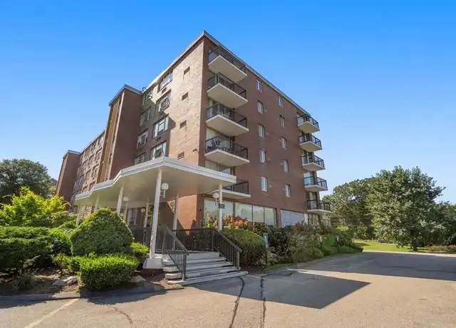 Property at 20 Hammond Pond Pkwy #408, Chestnut Hill, MA, 02467, 1 bed, 1 bath, [object Object]
