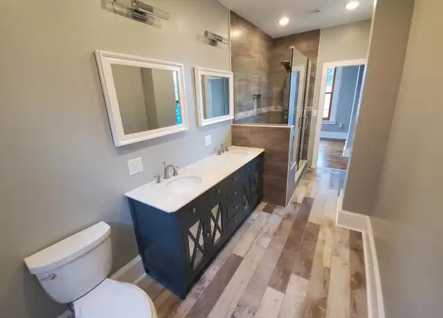 Property at 925 Dennison Ave Unit 2, Columbus, OH, 43201, 1 bed, 1 bath, [object Object]