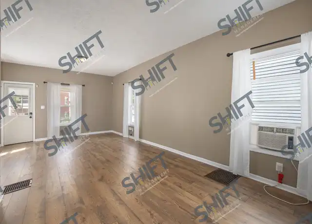 Property at 440 Henry Ave SE, Grand Rapids, MI, 49503, 3 beds, 2 baths, [object Object]