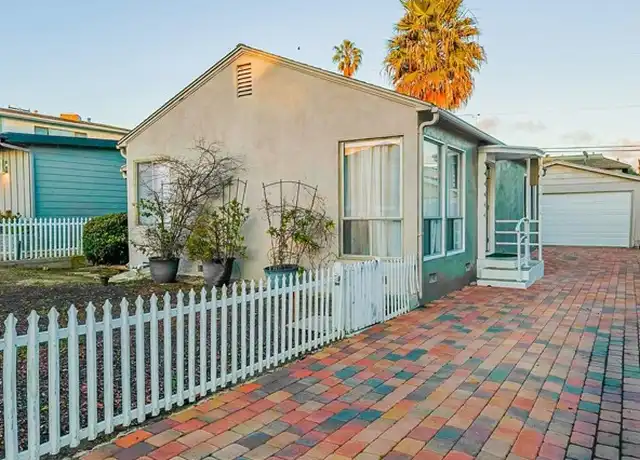 Property at 33922 Malaga Dr, Dana Point, CA, 92629, 2 beds, 1 bath, [object Object]