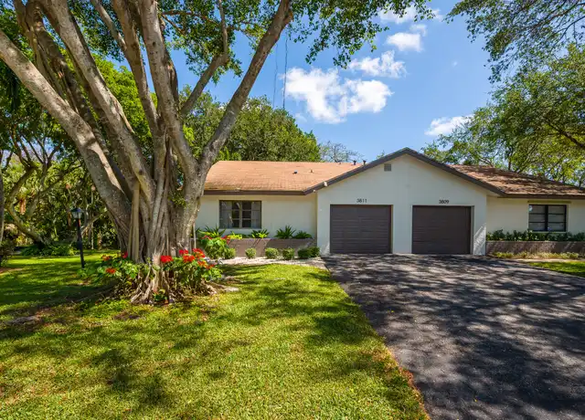Property at 3811 Arelia Dr S, Delray Beach, FL, 33445, 2 beds, 2 baths, [object Object]