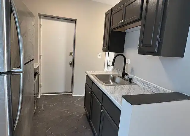 Property at 4611 South Drexel Blvd - 4611 S Drexel Blvd, Chicago, IL, 60653, 2 beds, 1 bath, [object Object]