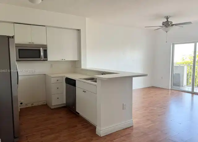 Property at 11060 SW 196th St #512, Cutler Bay, FL, 33157, 2 beds, 2 baths, [object Object]