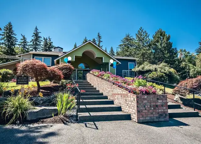 Photo of 9501 244th St SW, Edmonds, WA 98020