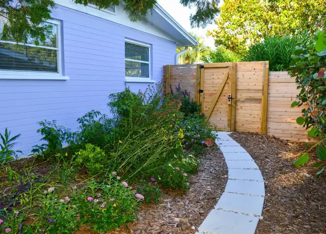 Property at 512 S Pine St, New Smyrna Beach, FL, 32169, 3 beds, 2 baths, [object Object]