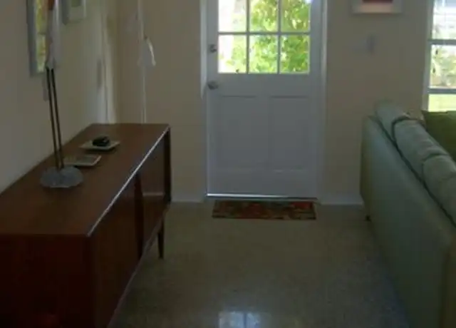 Property at 512 S Pine St, New Smyrna Beach, FL, 32169, 3 beds, 2 baths, [object Object]
