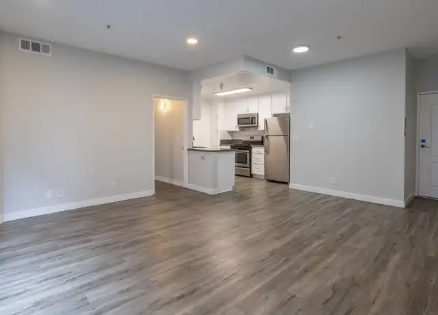 Property at 7057 Lanewood Ave Unit 203, Los Angeles, CA, 90028, 2 beds, 2 baths, [object Object]