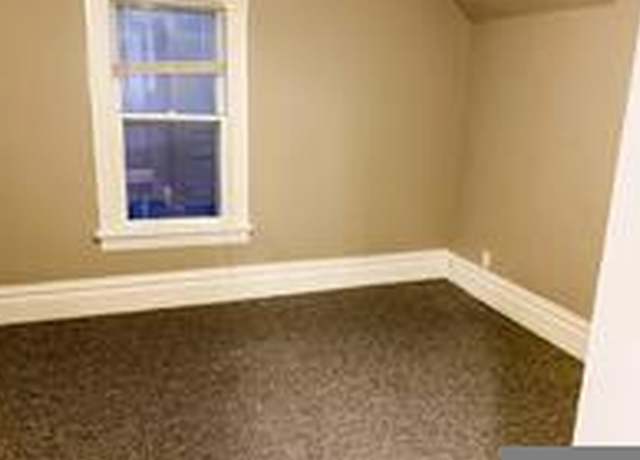 Photo of 618 W State St Unit B, Geneva, IL 60134