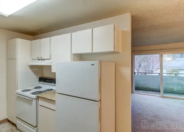Photo of 23502 16th Ave S, Des Moines, WA 98198