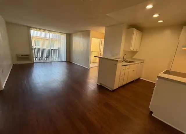 Property at 15513 Williams St Unit O010, Tustin, CA, 92780, 1 bed, 1 bath, [object Object]
