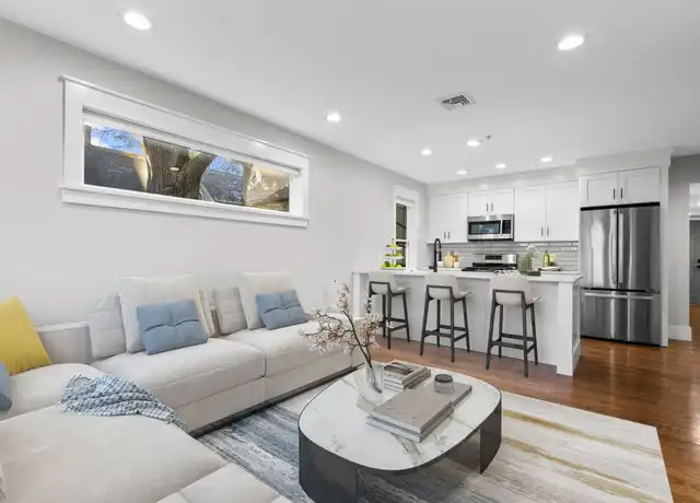 Property at 189 Chestnut Ave, Jamaica Plain, MA, 02130, 2 beds, 1 bath, [object Object]