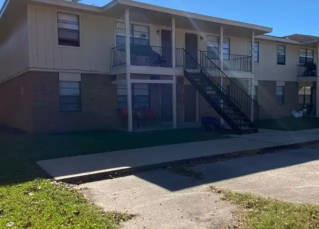 Property at 219 Magnolia Ave Unit D16, Winnie, TX, 77665, 2 beds, 1 bath, [object Object]