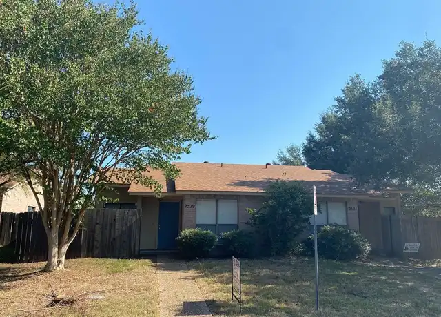 Property at 2528 Cypress Dr, College Station, TX, 77840, 2 beds, 1.5 baths, [object Object]