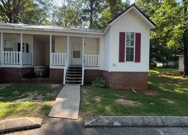Property at 157 Bybee Woods Dr Unit 2, McMinnville, TN, 37110, 2 beds, 1 bath, [object Object]