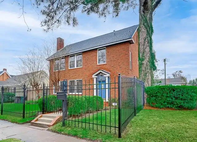 Property at 2412 Oakdale St, Houston, TX, 77004, 3 beds, 1.5 baths, [object Object]