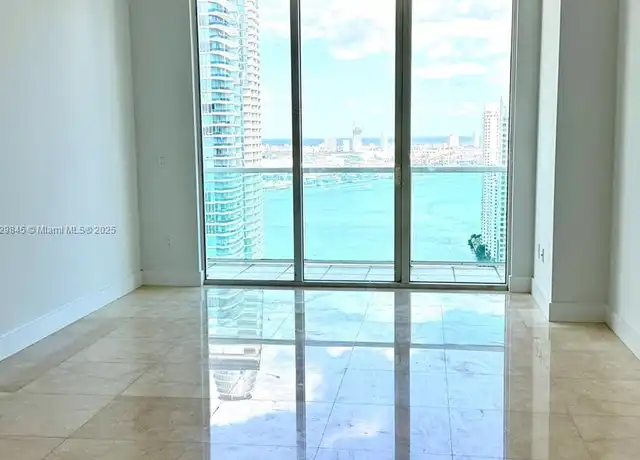 Property at 31 SE 5th St #4214, Miami, FL, 33131, 2 beds, 2 baths, [object Object]