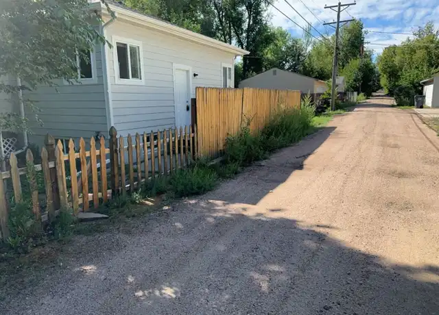 Property at 1410 17th St, Greeley, CO, 80631, 1 bed, 1 bath, [object Object]