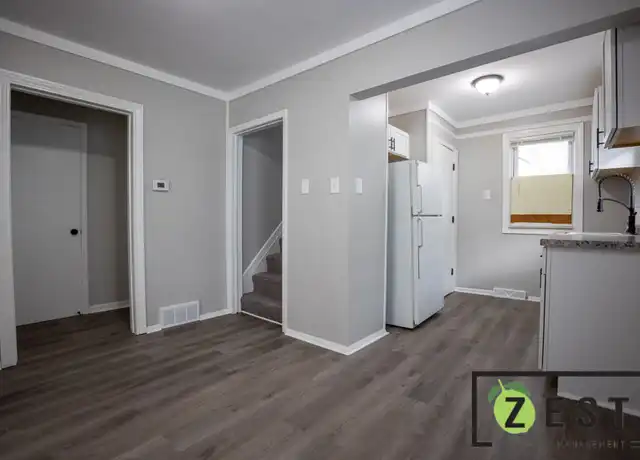 Property at 128 W Muir Ave, Hazel Park, MI, 48030, 3 beds, 1 bath, [object Object]