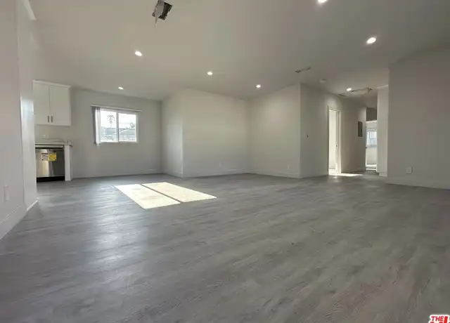 Property at 1118 S Holt Ave #5, Los Angeles, CA, 90035, 2 beds, 2 baths, [object Object]