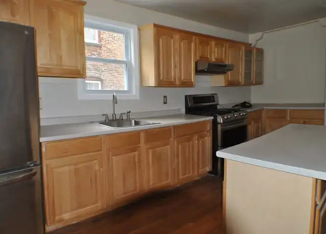 Property at 23 Kenney St Unit 2, Boston, MA, 02130, 5 beds, 2 baths, [object Object]