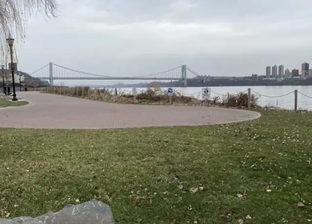 Property at 1111 River Rd Unit G10, Edgewater, NJ, 07020, 1 bed, 1.5 baths, [object Object]