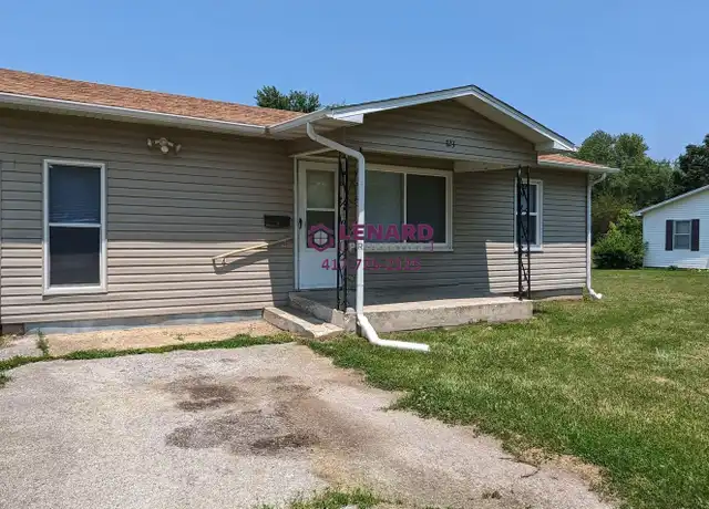 Property at 723 E College St, Bolivar, MO, 65613, 3 beds, 1 bath, [object Object]
