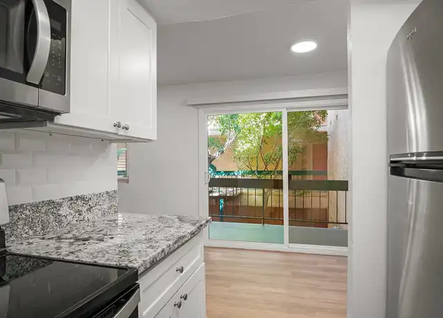 Property at The Current 340 - 340 S La Fayette Park Pl, Los Angeles, CA, 90057, 2 beds, 1 bath, [object Object]