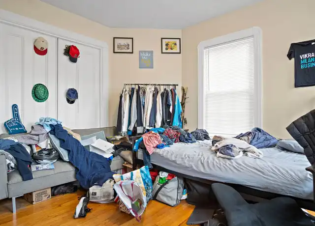 Property at 858 Huntington Ave, Boston, MA, 02115, 4 beds, 1 bath, [object Object]